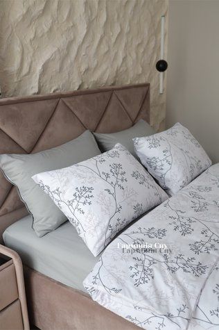 Комплект постільної білизни Бязь Gold Lux - &laquo;Білі гілки з сірим&raquo;, 1,5 спальний, 50x70 2шт, без резинки 63900 фото